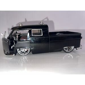 Jada V Dubs 1/24 1963 Volkswagen VW Bus Pickup Double Cab Black Custom
